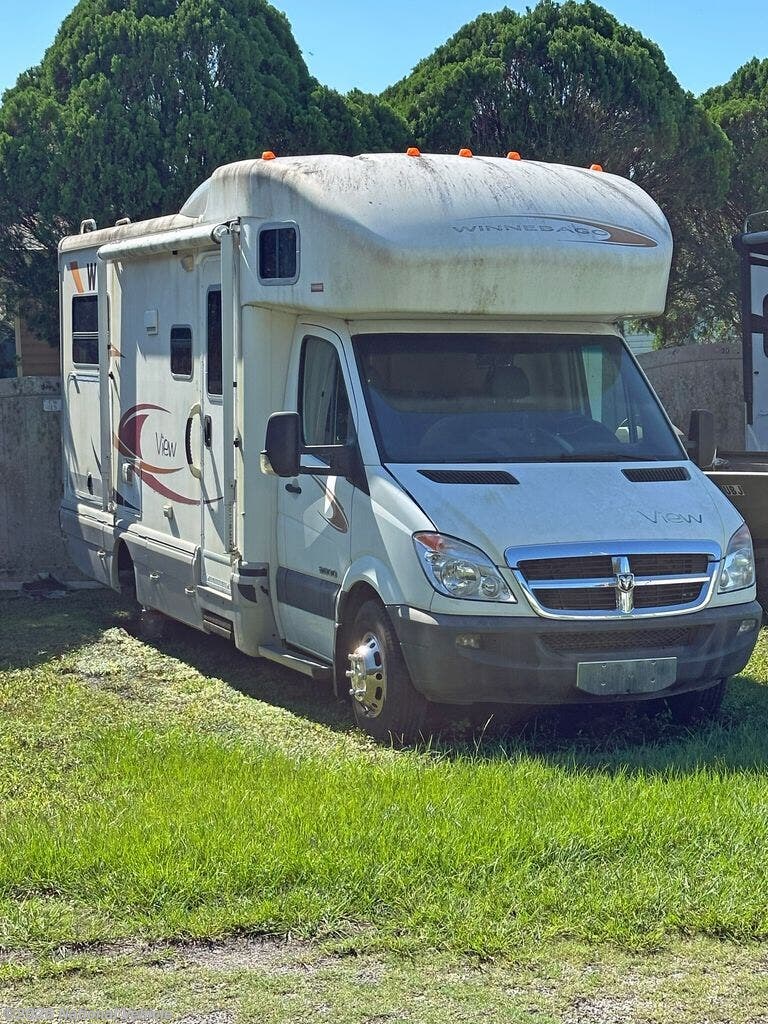 2008 View 24J by Winnebago from National Vehicle in Plant City, Florida