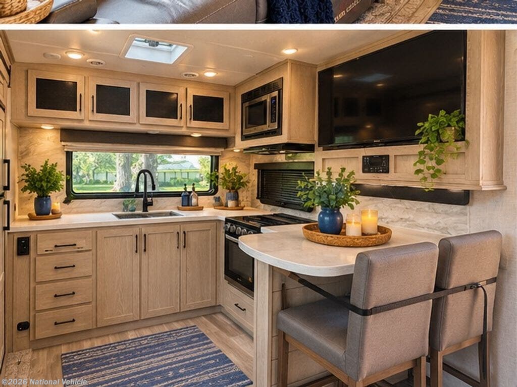 2021 Rockwood Signature 8263MBR by Forest River from National Vehicle in Texarkana, Texas