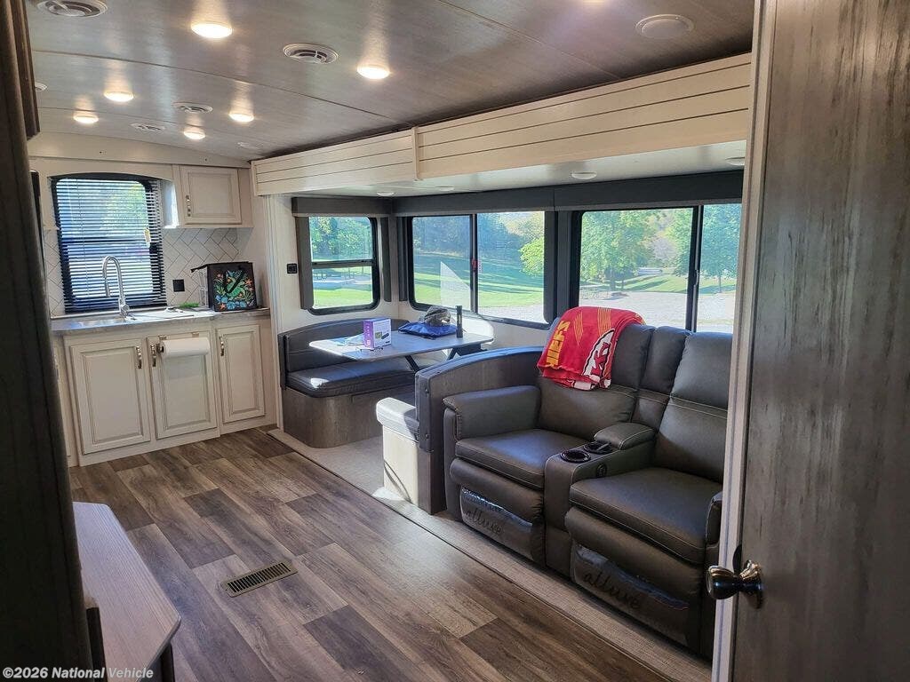 2022 Cougar 30RKD by Keystone from National Vehicle in Blue Springs, Missouri