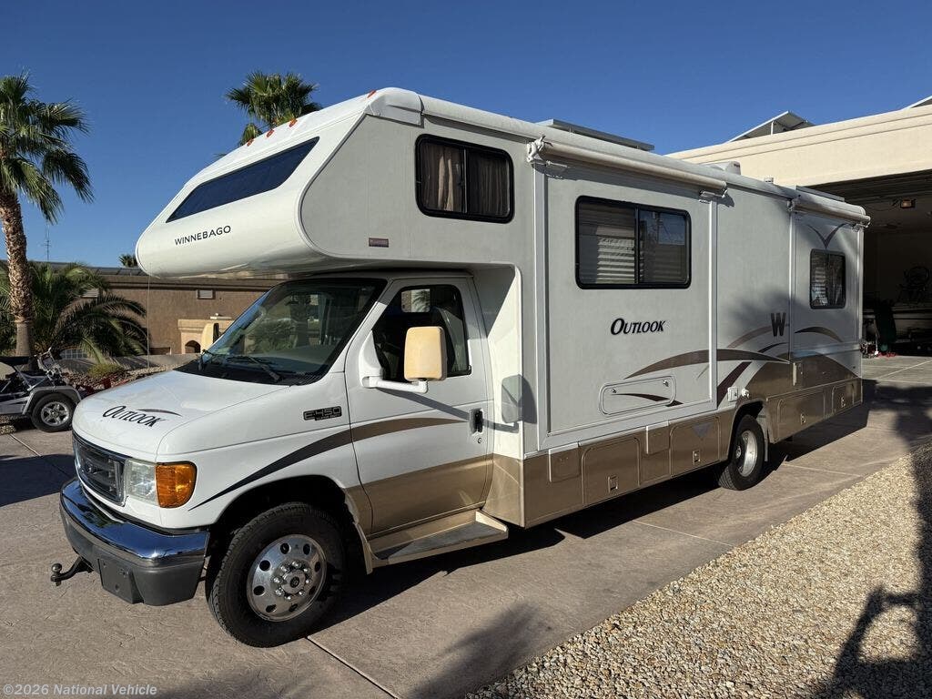 2006 Winnebago Outlook 27L - Used Class C For Sale by National Vehicle in Lake Havasu, Arizona