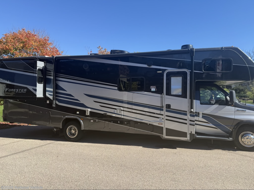 2023 Forest River Forester Classic 3011DSF - Used Class C For Sale by National Vehicle in Dodgeville, Wisconsin