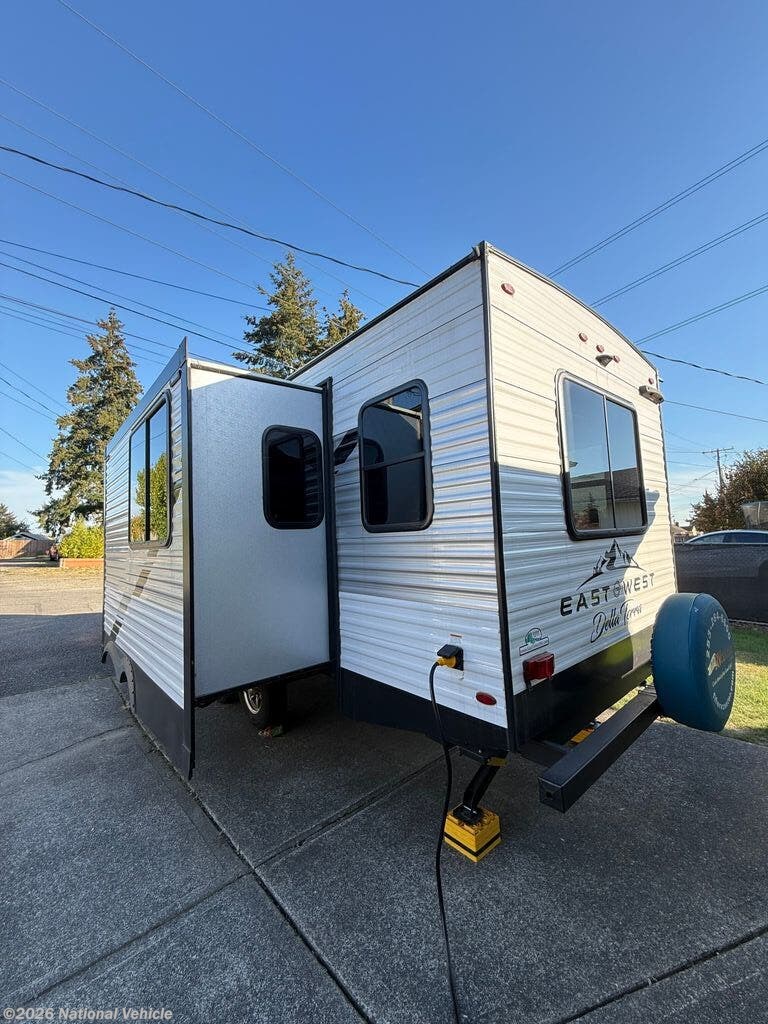 2024 East to West Della Terra 251RD - Used Travel Trailer For Sale by National Vehicle in Tacoma, Washington
