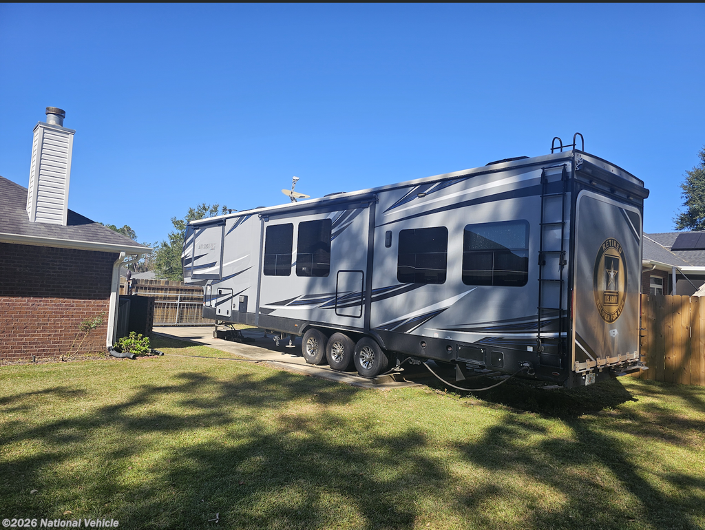2019 Jayco Seismic 4212 - Used Toy Hauler For Sale by National Vehicle in Pace, Florida