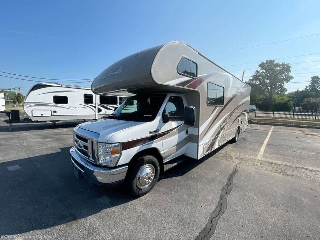 2015 Thor Motor Coach Four Winds 28F - Used Class C For Sale by National Vehicle in Richmond, Indiana