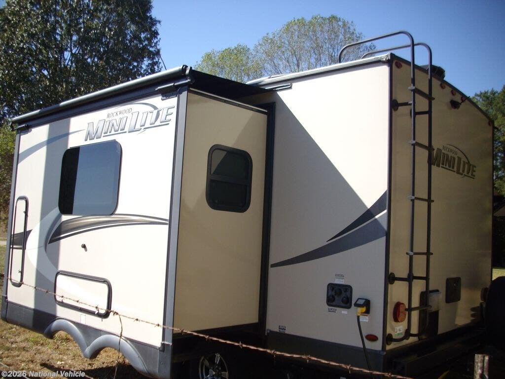 Used 2022 Forest River Rockwood Mini Lite 2104S available in Bay Springs, Mississippi