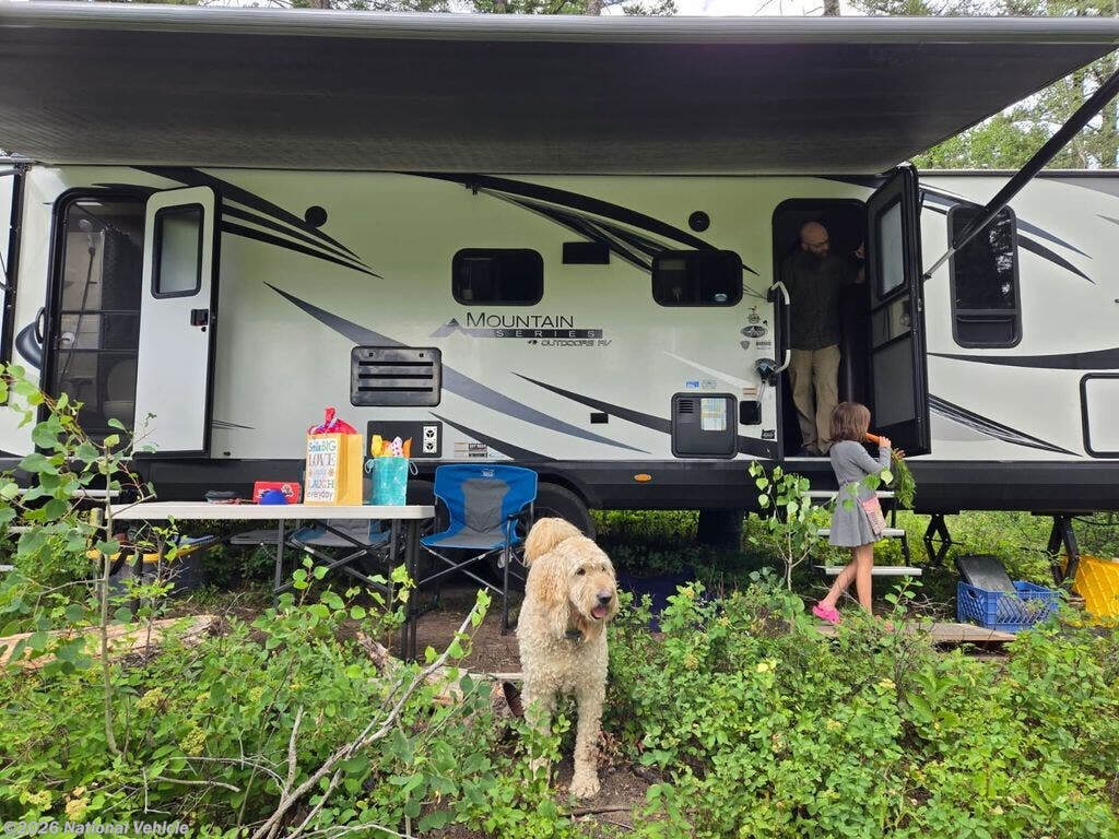 2018 Outdoors RV Timber Ridge 27BHS - Used Travel Trailer For Sale by National Vehicle in Helena, Montana