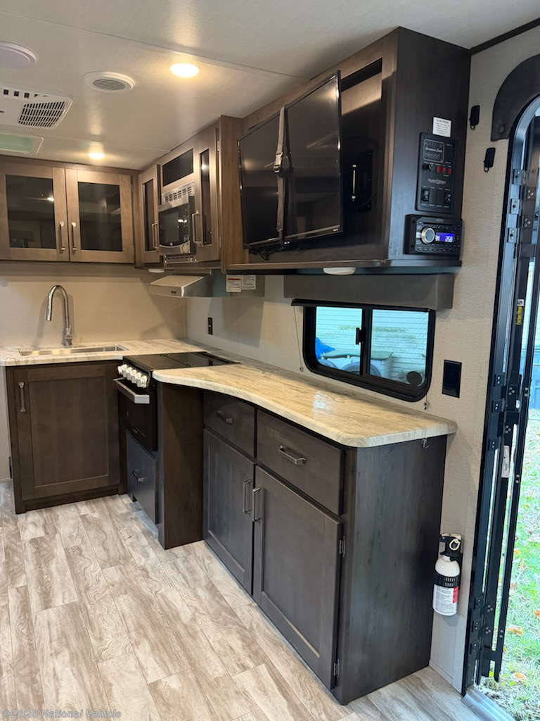 Used 2021 Grand Design Transcend Xplor 221RB available in Torrington, Connecticut