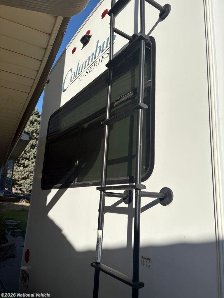 2022 Palomino Columbus C 299RLC - Used Fifth Wheel For Sale by National Vehicle in Omaha, Nebraska