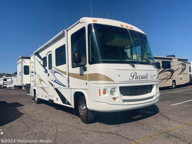 Used 2007 Georgie Boy Pursuit available in Jacksonville, Florida