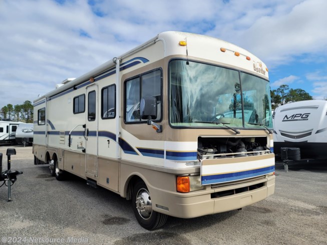 Used 1999 Fleetwood Bounder 34V available in Jacksonville, Florida