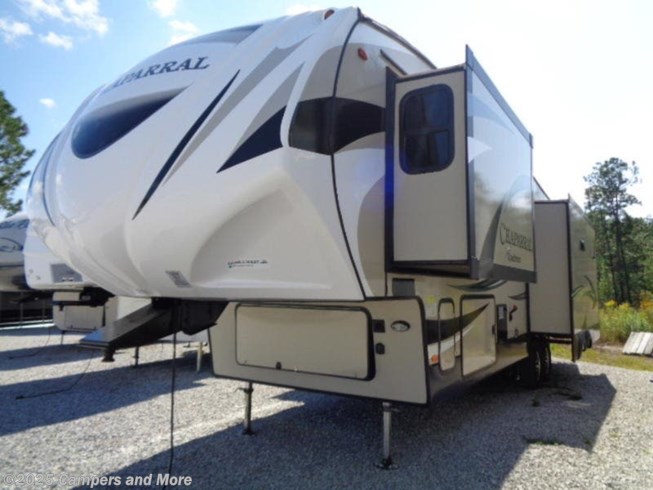 2017 Chaparral 336TSIK RV for Sale in Saucier, MS 39574 ...