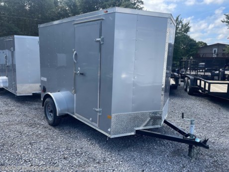 * V front
* Steel Z post frame
* 2x3in main tube rails
* .030 aluminum exterior
* Crossmember 16in OC 
* Flat roof
* One piece aluminum roof
* 3500lb EZ lube non braking axle
* Rear barn doors 
* 2in ball coupler
* 6.5ft inside height
* Side door 32 x72 with bar lock
* 3/4in PlexCore decking
* 3/8in PlexCore sidewall
* 4 - 5000lb floor mounted D rings
* LED lighting
* 12V dome light inside
* 4 flat plug
* ST205/75R15 mod wheels


Additional 3% charge on all card transactions*