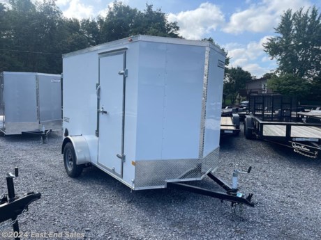 * V front
* Steel Z post frame
* 2x3in main tube rails
* Crossmembers 16in OC 
* .030 aluminum exterior
* Flat roof
* One piece aluminum roof
* 3500lb EZ lube non braking axle
* Rear barn doors 
* 2in ball coupler
* 6.5ft inside height
* Side door 32 x72 with bar lock
* 3/4in PlexCore decking
* 3/8in PlexCore sidewall
* 4 - 5000lb floor mounted D rings
* LED lighting
* 12V dome light inside
* 4 flat plug
* ST205/75R15 mod wheels

Additional 3% charge on all card transactions*
