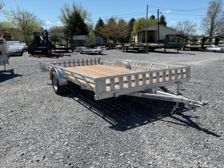 Just traded and serviced
Trailer is sold as is
Front and rear rails become ramps that can be used
at any place on the side rails or rear for loading
This is a cash price
3% charge for credit card transactions