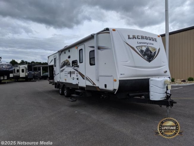 2013 Prime Time LaCrosse 318BHS RV for Sale in London, KY 40741 2013 Prime Time Lacrosse 318bhs Luxury Lite Touring Edition
