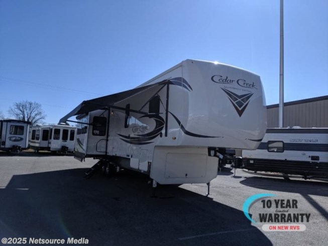 2021 Forest River Cedar Creek Silverback 37mbh Rv For Sale In London Ky 40741 Ms224988 Rvusa Com Classifieds