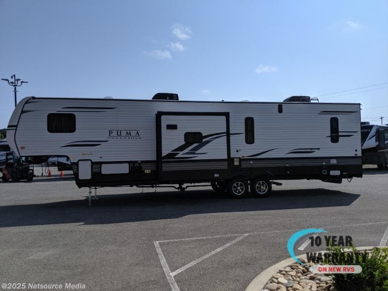 Cyclone 4200 Just Arrived At Big Daddy Rv S Big Daddy Rvs