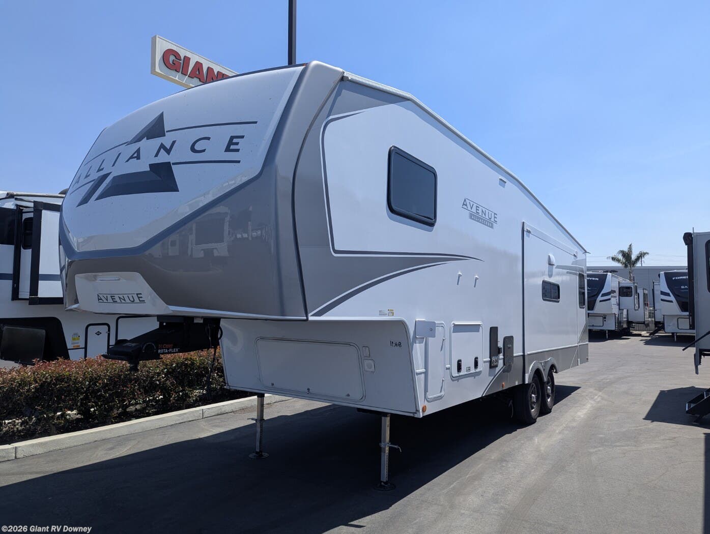 2026 Avenue All-Access Series 29RL by Alliance RV from Giant RV in Downey, California