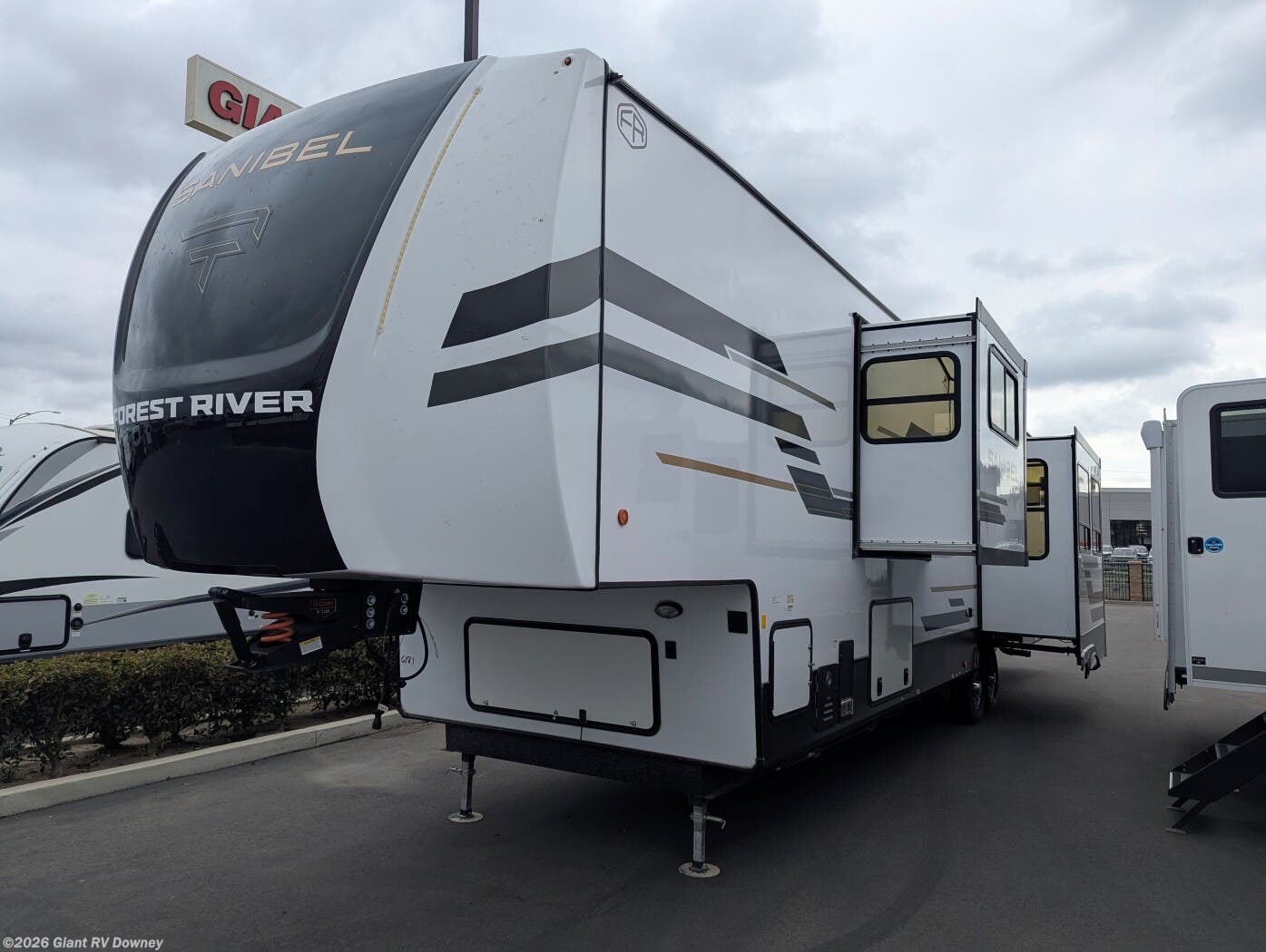 2026 Sanibel 38LAUNDRY by Prime Time from Giant RV in Downey, California