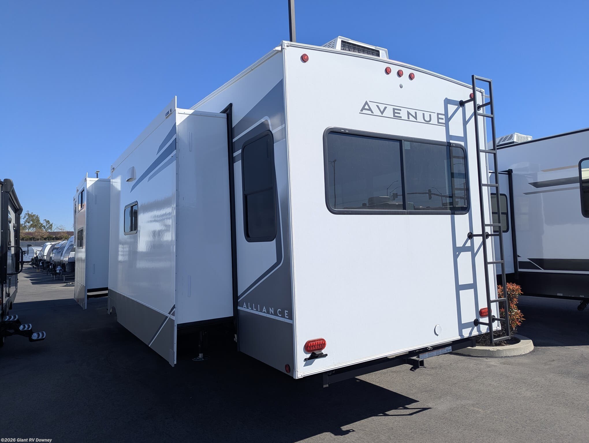 New 2026 Alliance RV Avenue 39MBR available in Downey, California