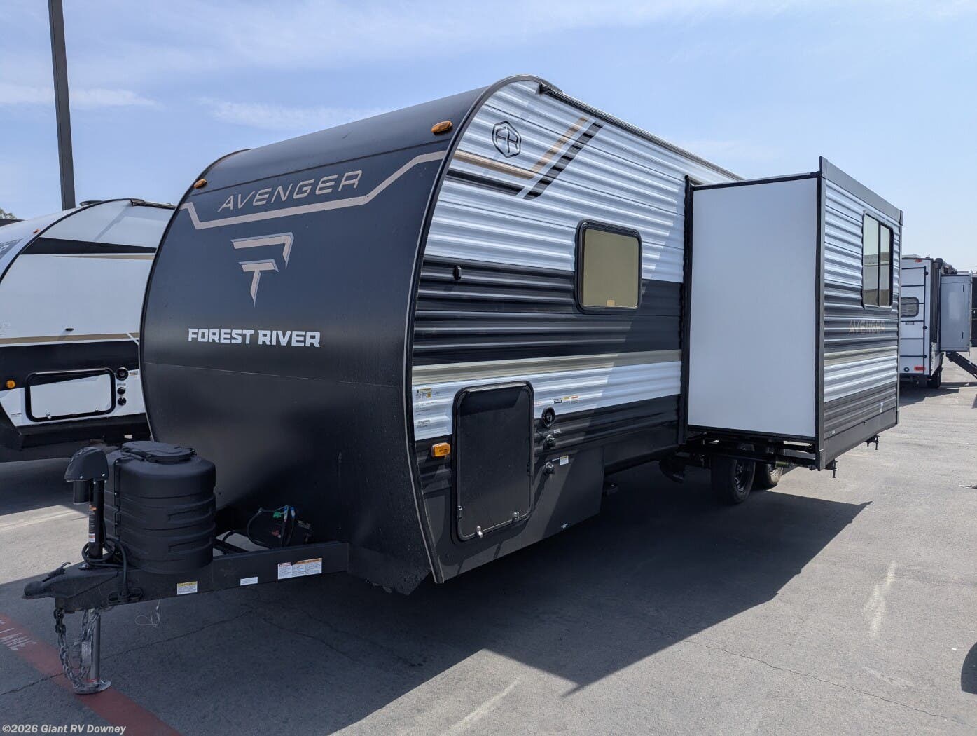 2026 Avenger 23BHS by Prime Time from Giant RV in Downey, California