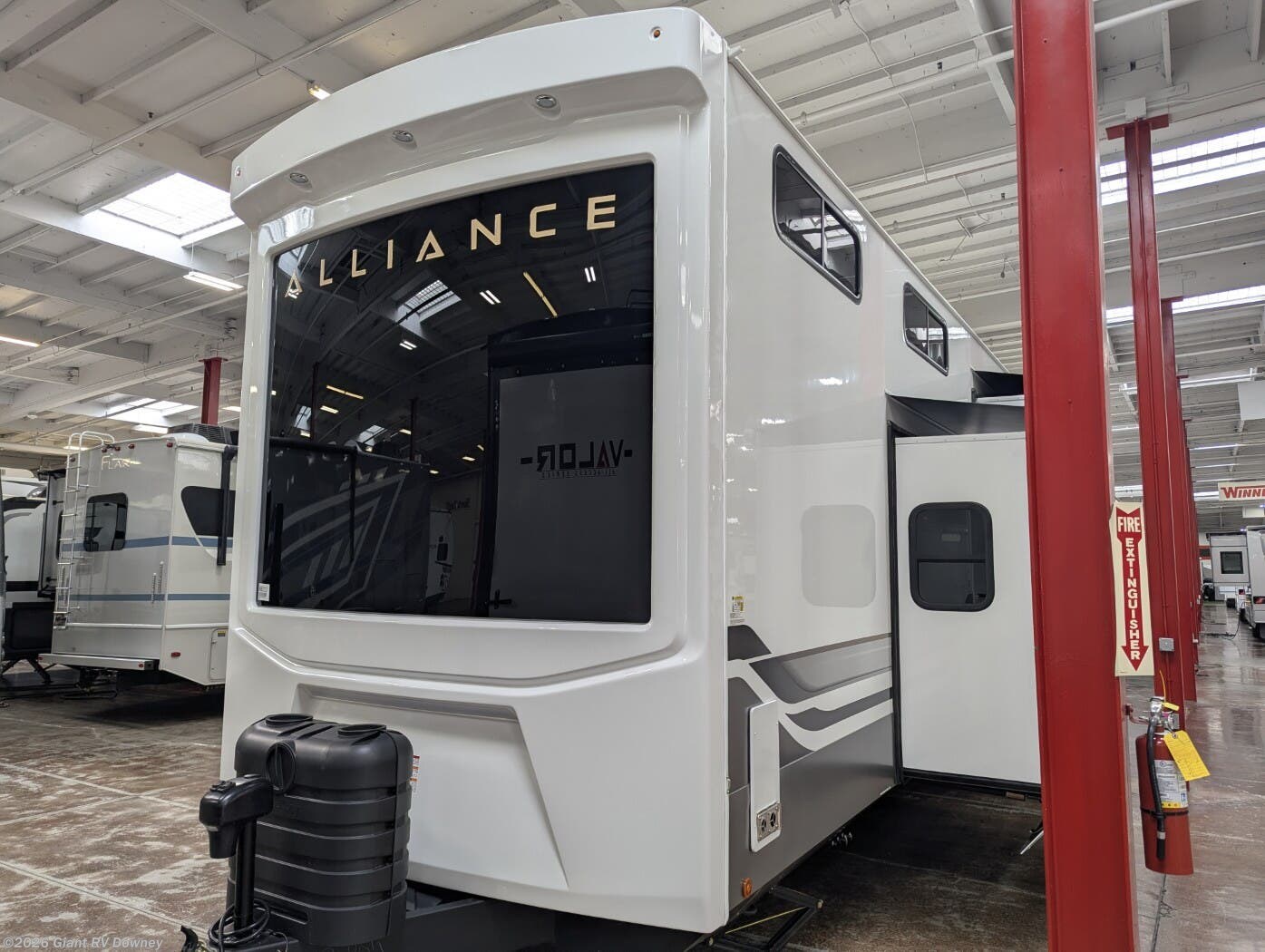 New 2026 Alliance RV Benchmark 44LFT available in Downey, California