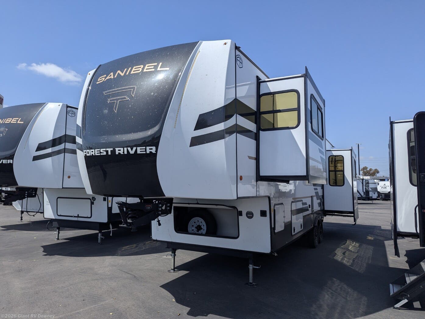 New 2026 Prime Time Sanibel 34LOUNGE available in Downey, California
