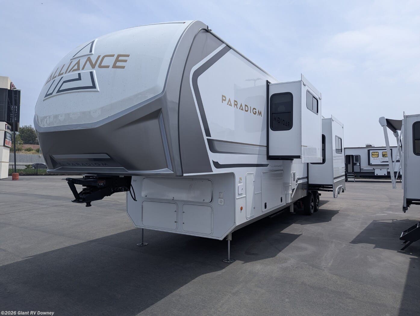 2026 Paradigm 382RK by Alliance RV from Giant RV in Downey, California