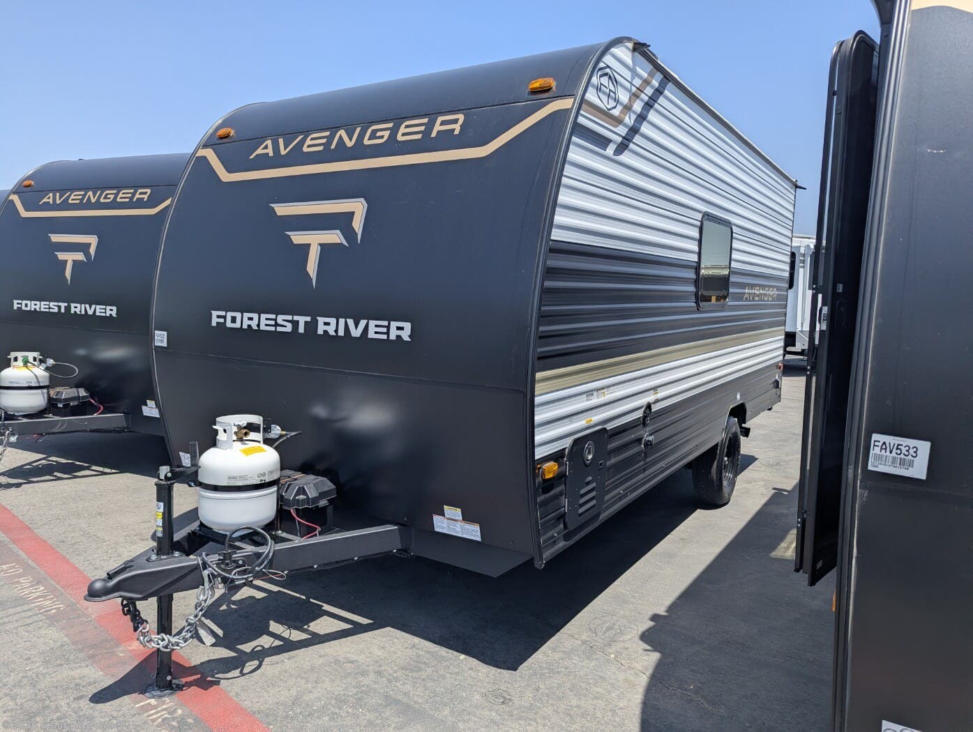 2026 Avenger LT 16BHX by Prime Time from Giant RV in Downey, California