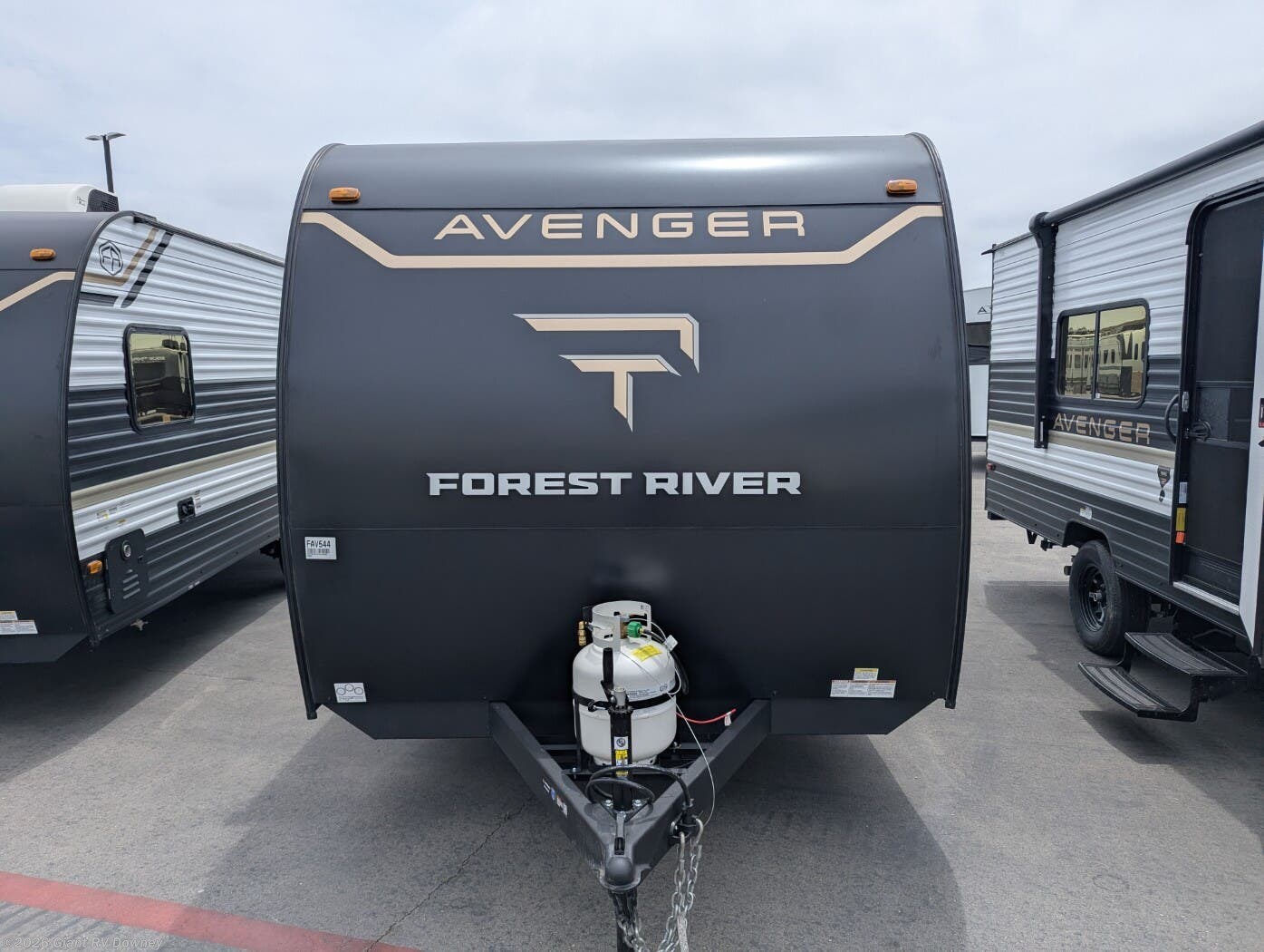 2026 Avenger LT 16RBX by Prime Time from Giant RV in Downey, California