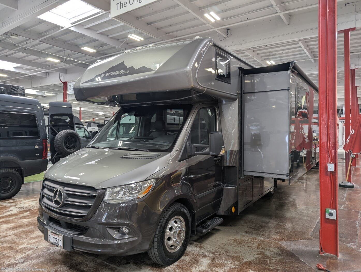 Used 2024 Dynamax Corp Isata 3 Series 24FW available in Downey, California