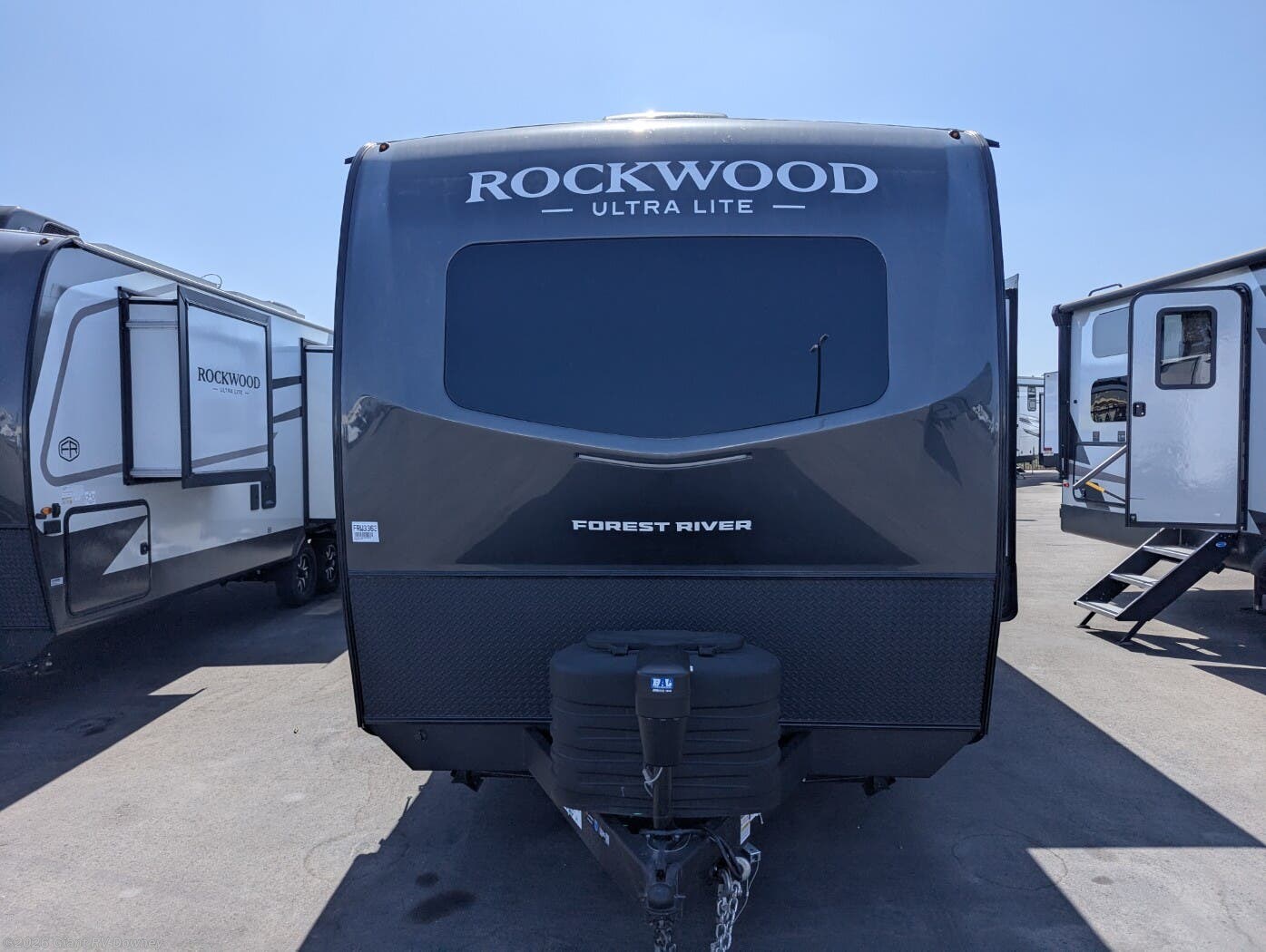 2027 Rockwood Ultra Lite 2706BH by Forest River from Giant RV in Downey, California