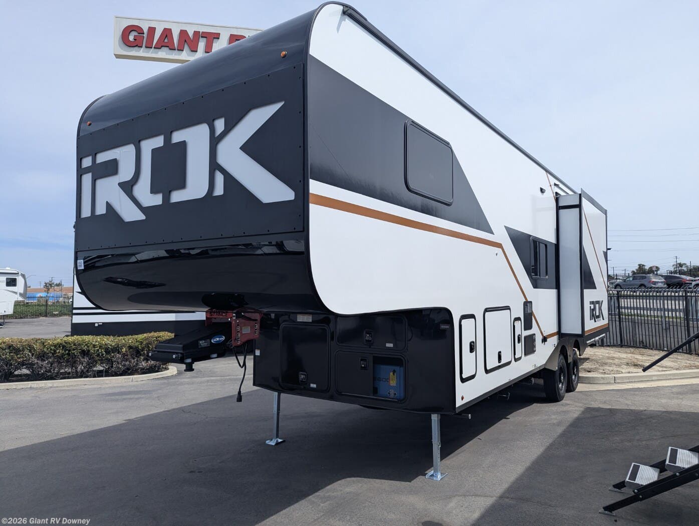 New 2027 Irok Trailers FW C-CR LINE IROK FW C-CR 3220 available in Downey, California