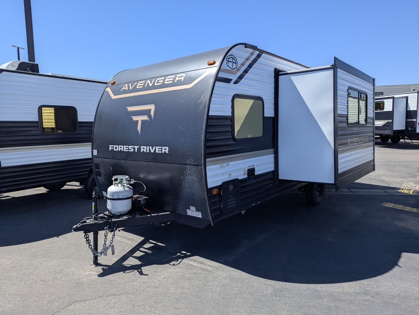 New 2027 Forest River Avenger LT 18DBS available in Downey, California