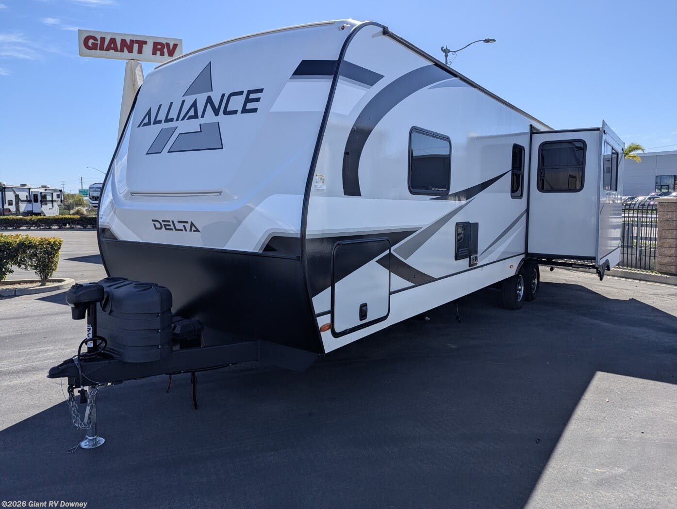 Used 2025 Alliance RV Delta 294RK available in Downey, California