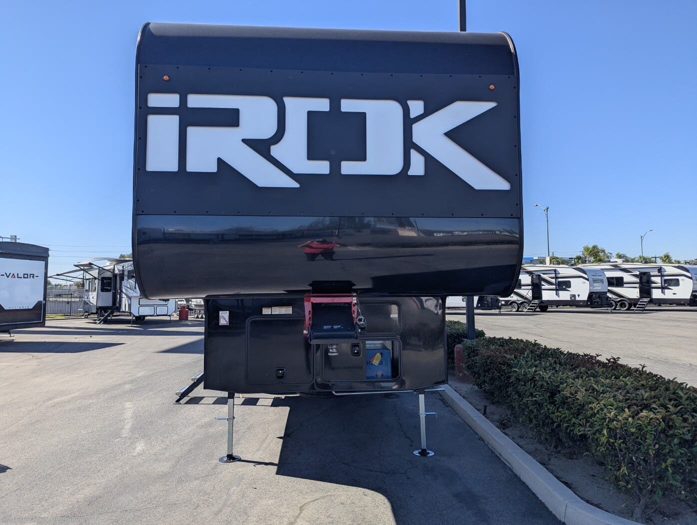 2028 FW C-CR LINE IROK FW C-CR 2816 by Irok Trailers from Giant RV in Downey, California