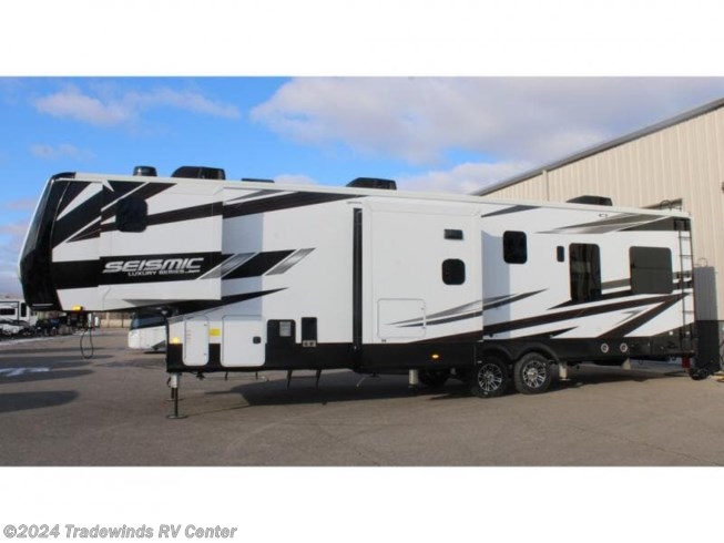 2023 Seismic Luxury Series 3512 by Jayco from Tradewinds RV Center in Clio, Michigan