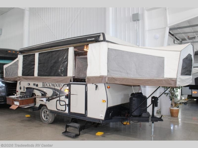 2014 Forest River Rockwood 277 HW - Used Travel Trailer For Sale by Tradewinds RV Center in Clio, Michigan