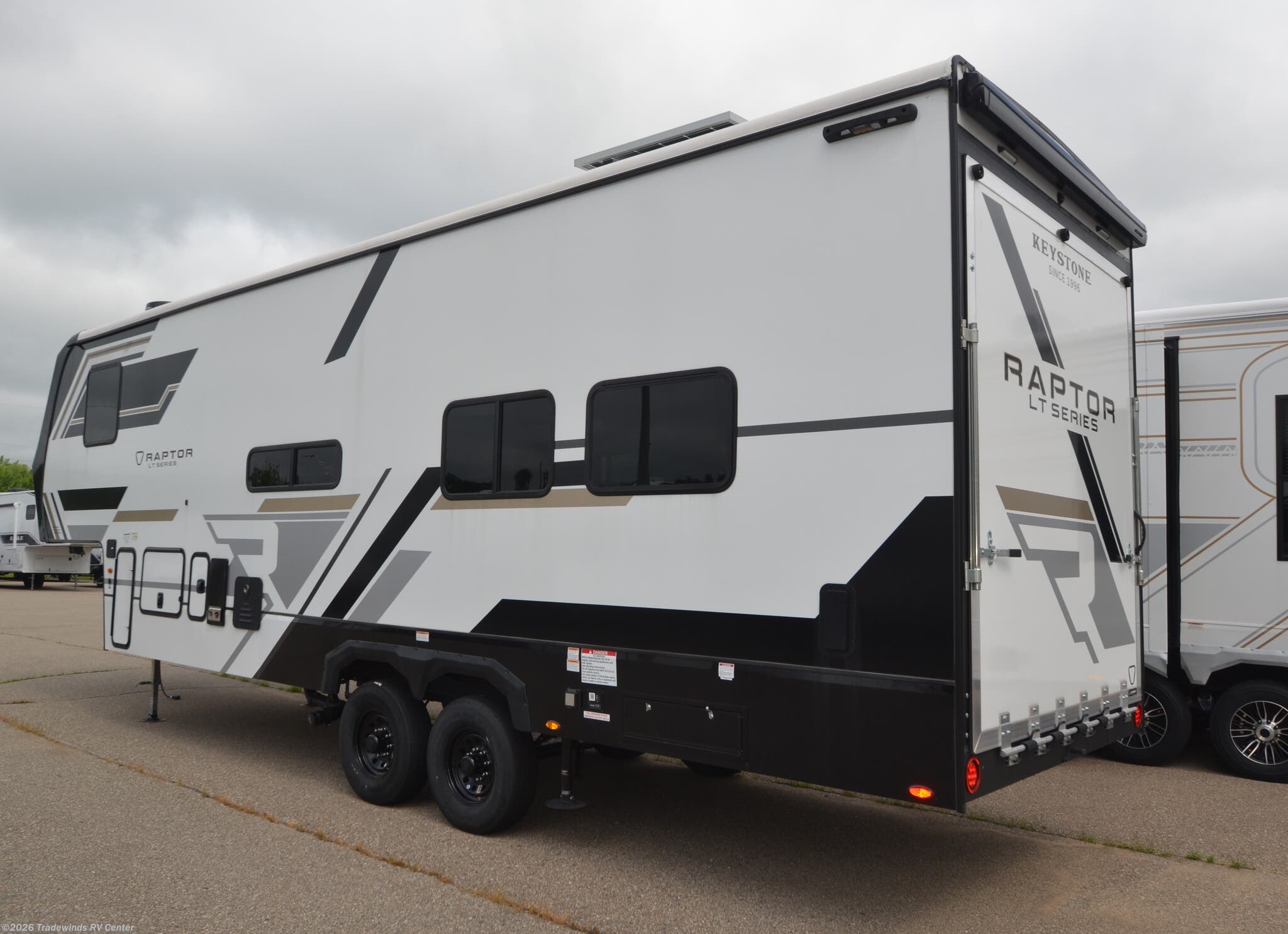 2026 Carbon 321LT by Keystone from Tradewinds RV Center in Clio, Michigan