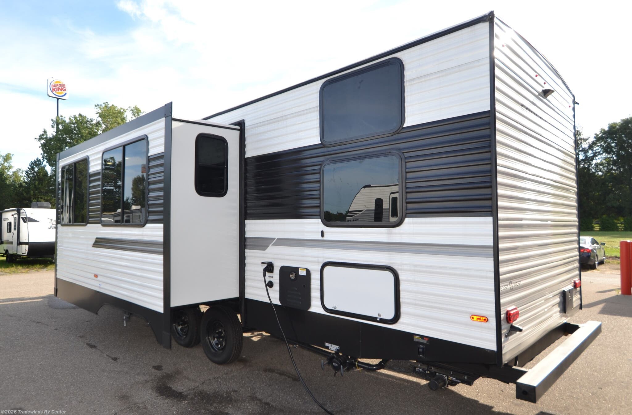 2027 Della Terra 280BH by East to West from Tradewinds RV Center in Clio, Michigan