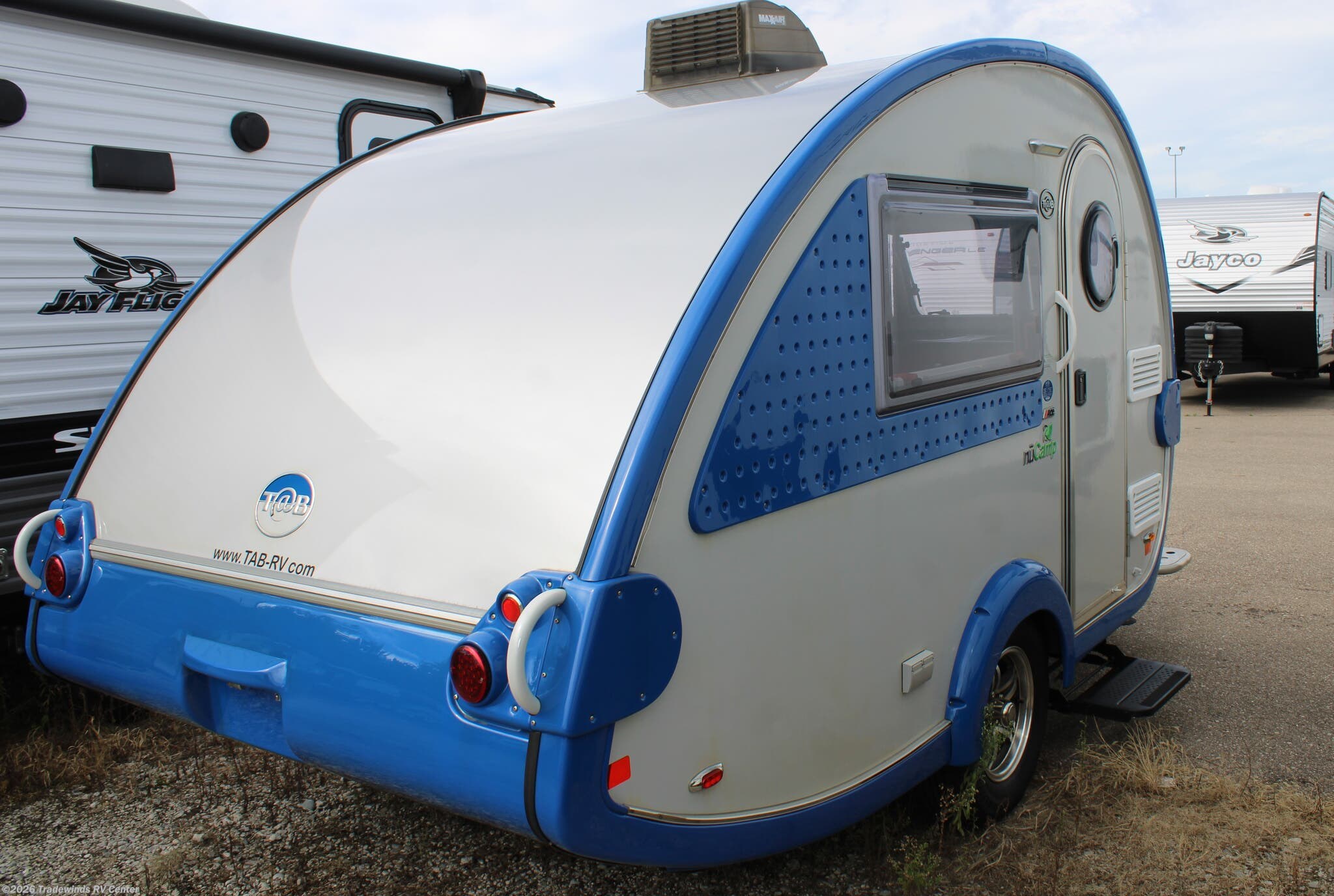 2017 T@b U-320 by Pleasant Valley from Tradewinds RV Center in Clio, Michigan