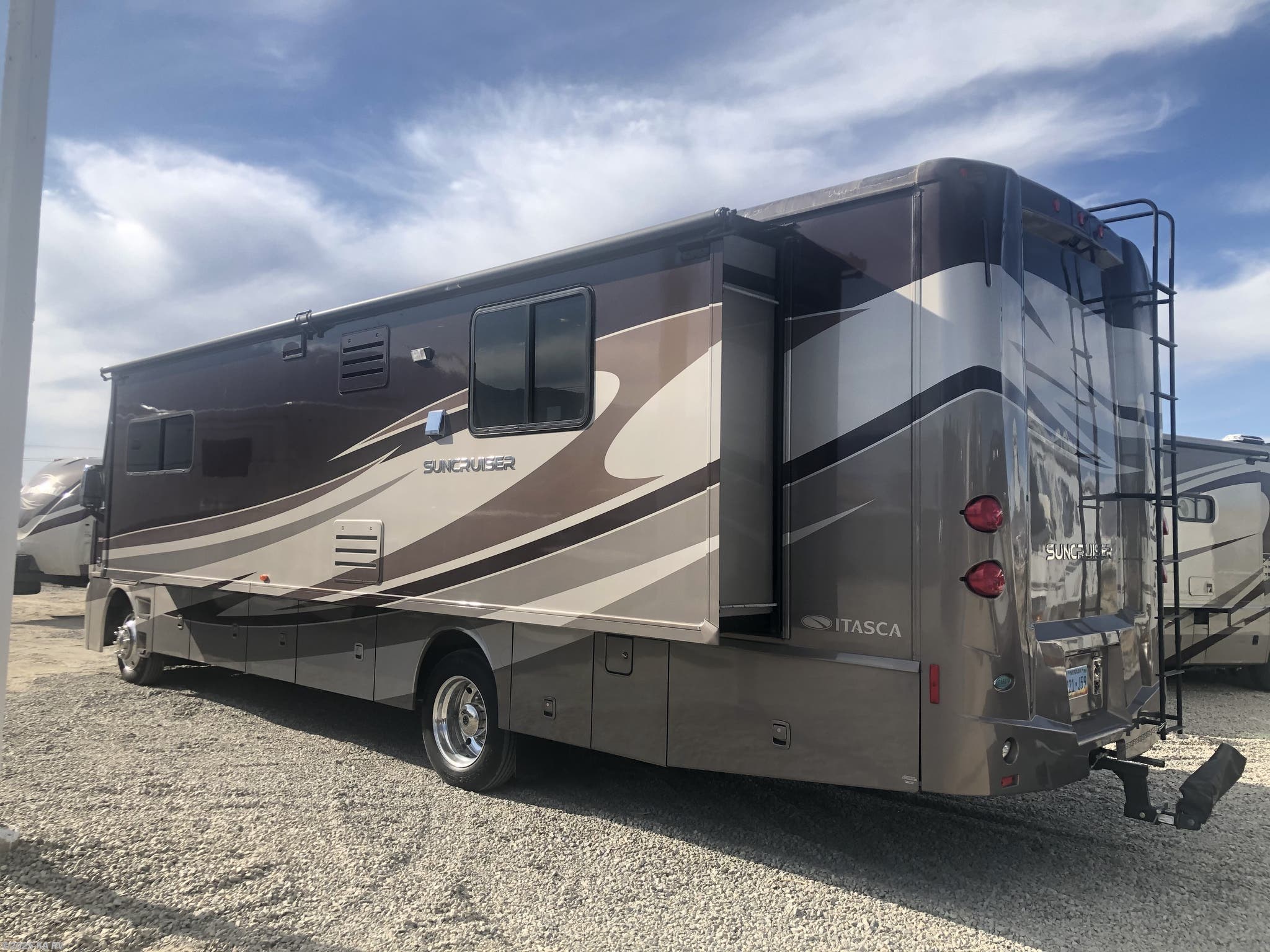 2013 Itasca Suncruiser 35P RV for Sale in Desert Hot Springs, CA 92240 ...