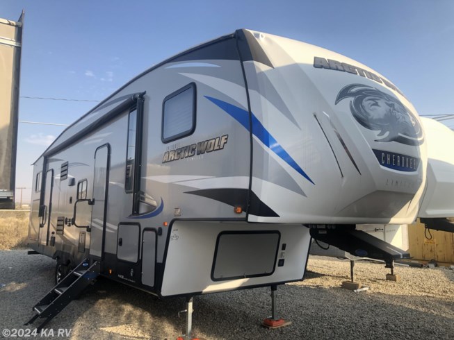 2019 Forest River Cherokee Arctic Wolf 315TBH8 RV for Sale in Desert Hot Springs, CA 92240 2019 Forest River Cherokee Arctic Wolf 315tbh8