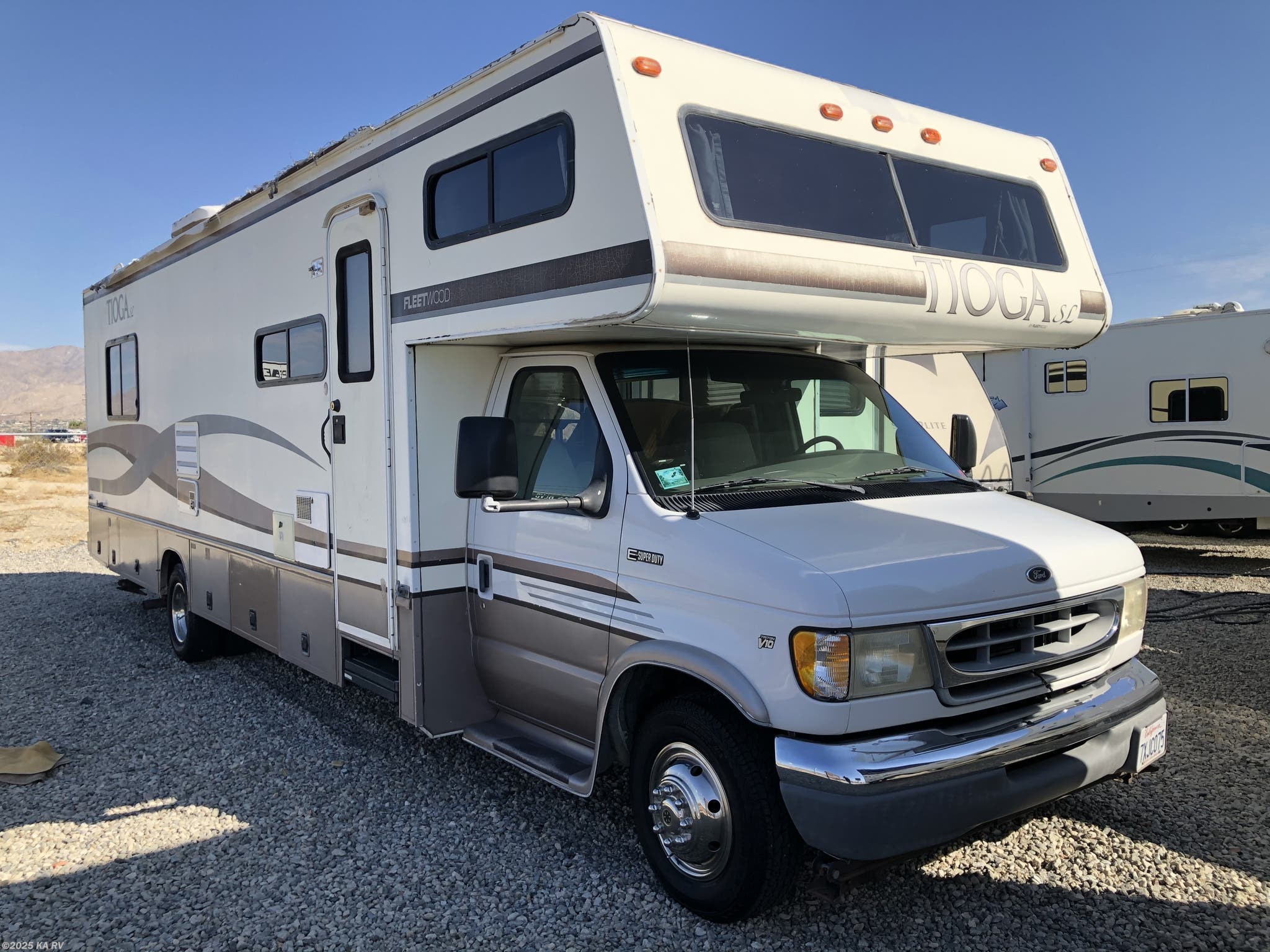 1998 Fleetwood Tioga 31W RV for Sale in Desert Hot Springs, CA 92240 ...