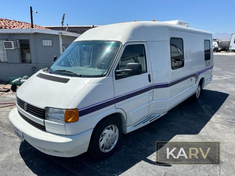 1995 Winnebago Rialta 221RD - Used Class B For Sale by KA RV in Desert Hot Springs, California