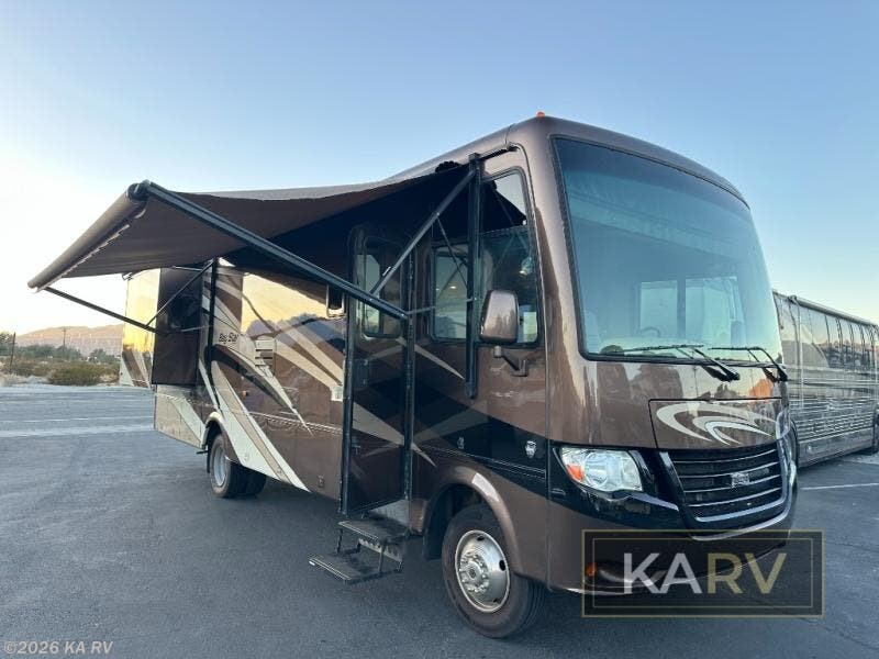 Used 2014 Newmar Bay Star 3124 available in Desert Hot Springs, California