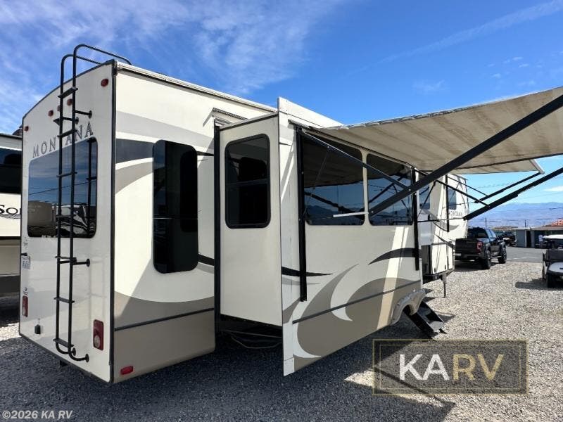 Used 2019 Keystone Montana 3855BR available in Desert Hot Springs, California