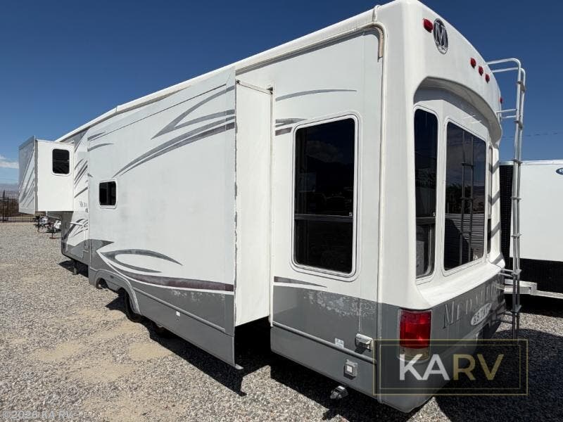 Used 2008 McKenzie Medallion Estate 36RLT available in Desert Hot Springs, California