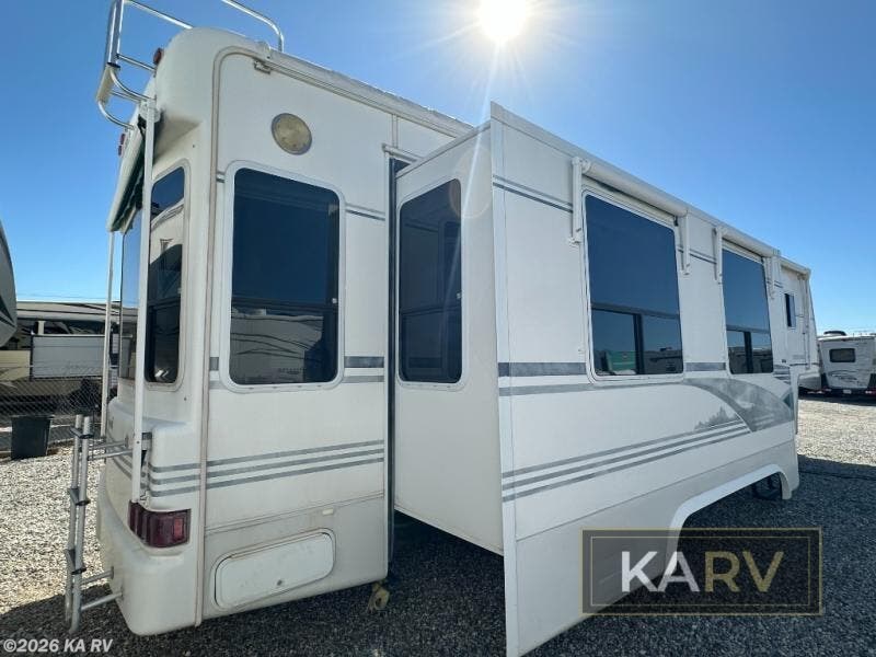 Used 2002 Teton Homes Experience 39' Frontier available in Desert Hot Springs, California