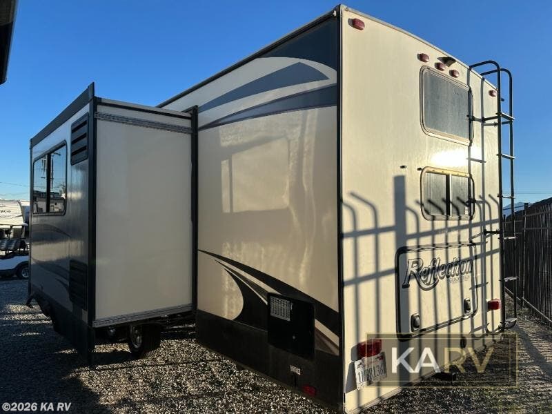Used 2019 Grand Design Reflection 285BHTS available in Desert Hot Springs, California
